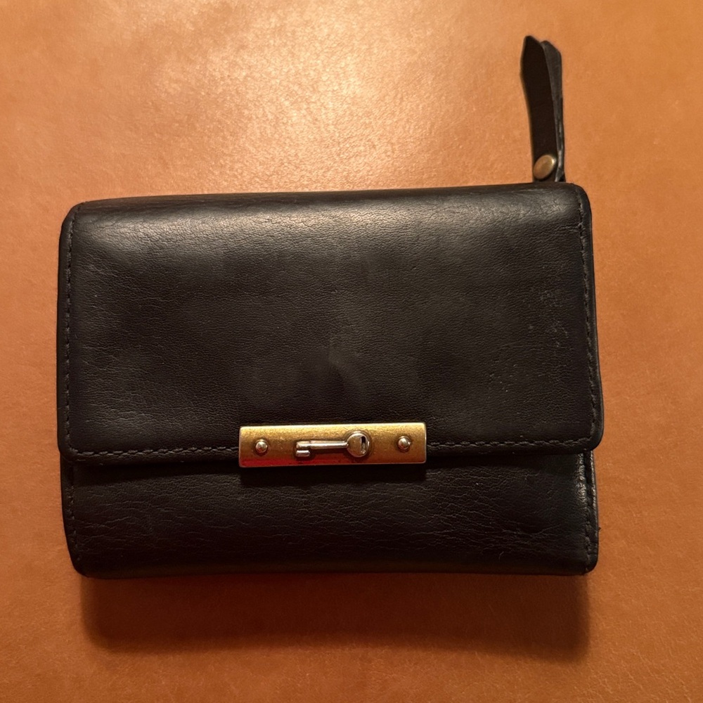 Fossil black wallet.